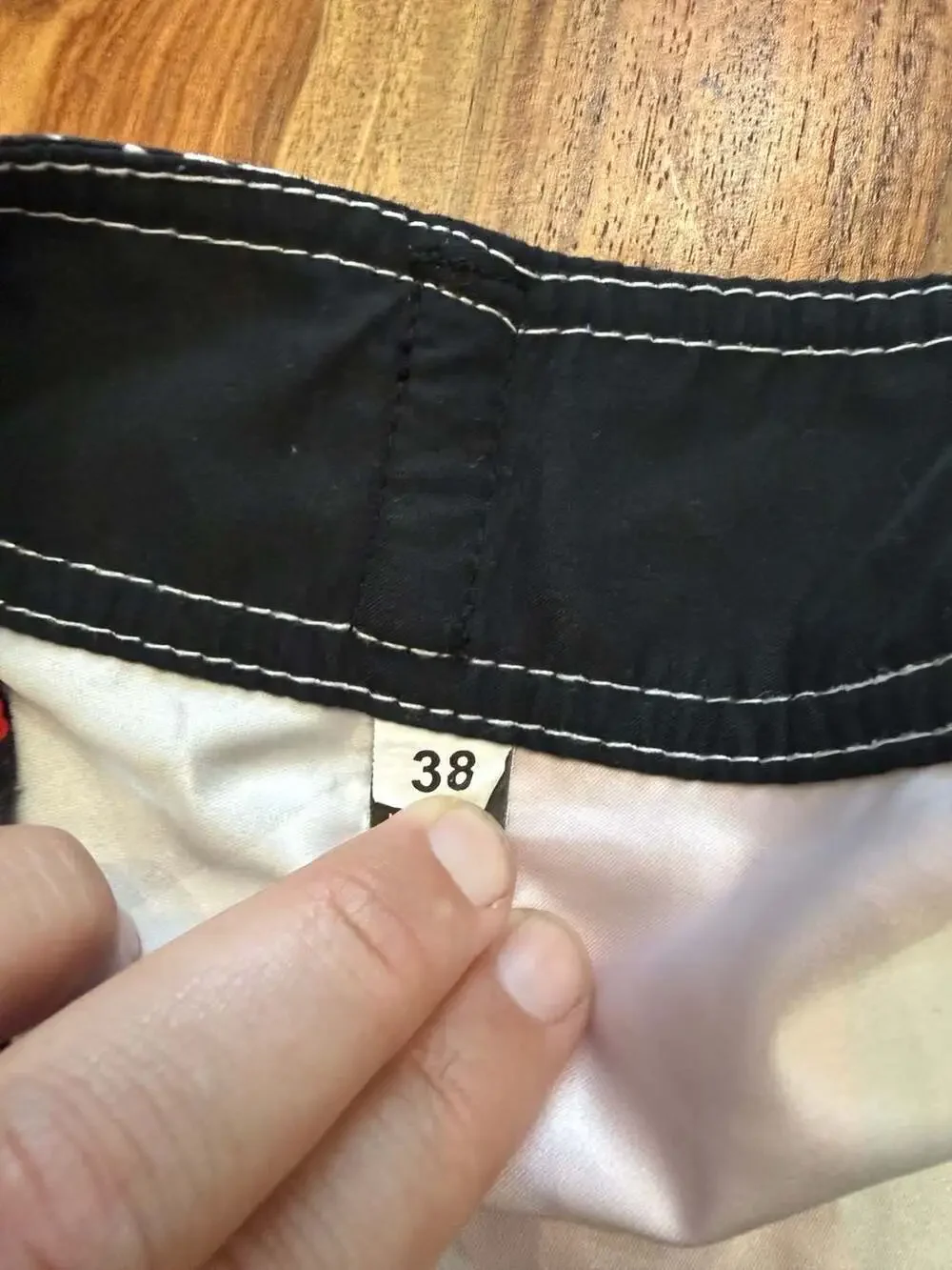 Y2K O'Neill Men's Black, Red, and White Board Shorts, Size 38